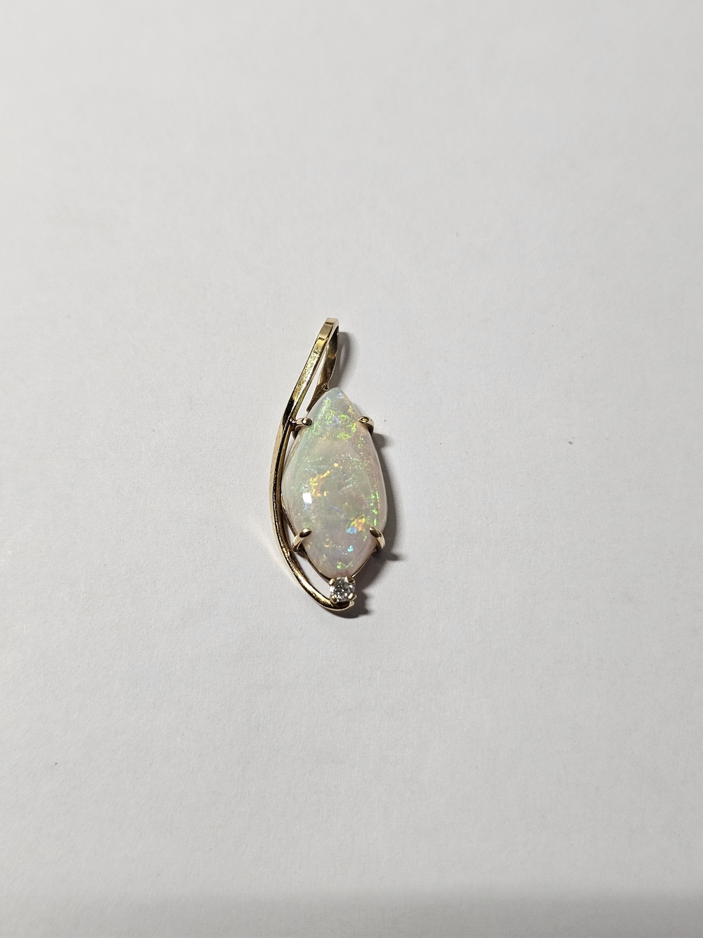 White Opal Marquise Pendant in 18k Gold with Diamond Accent